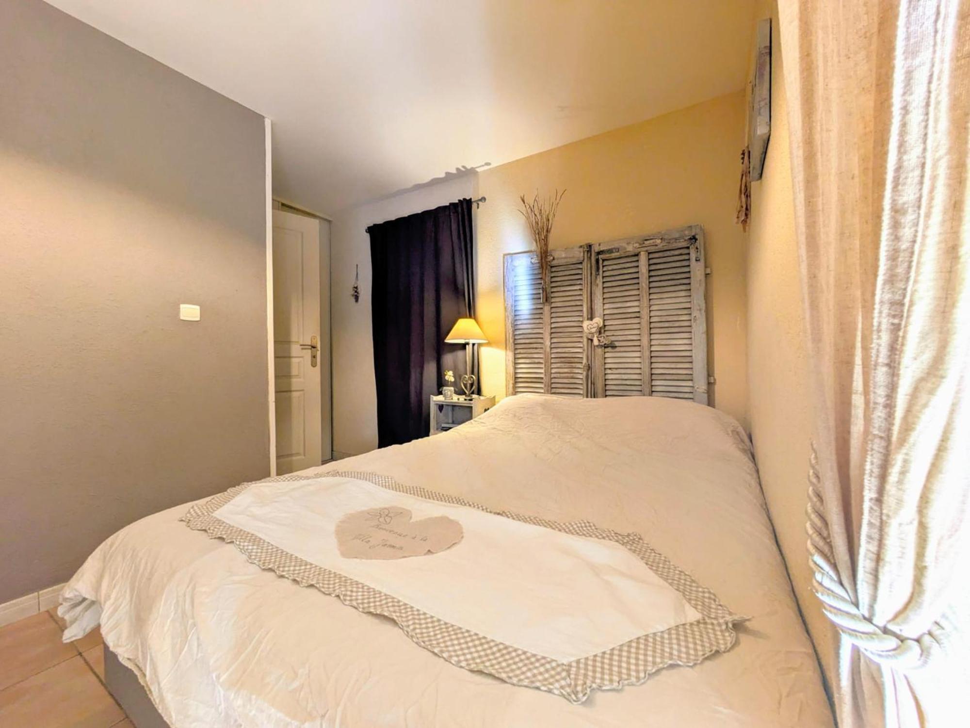 La Villa Jasmin Montauroux Kamer foto