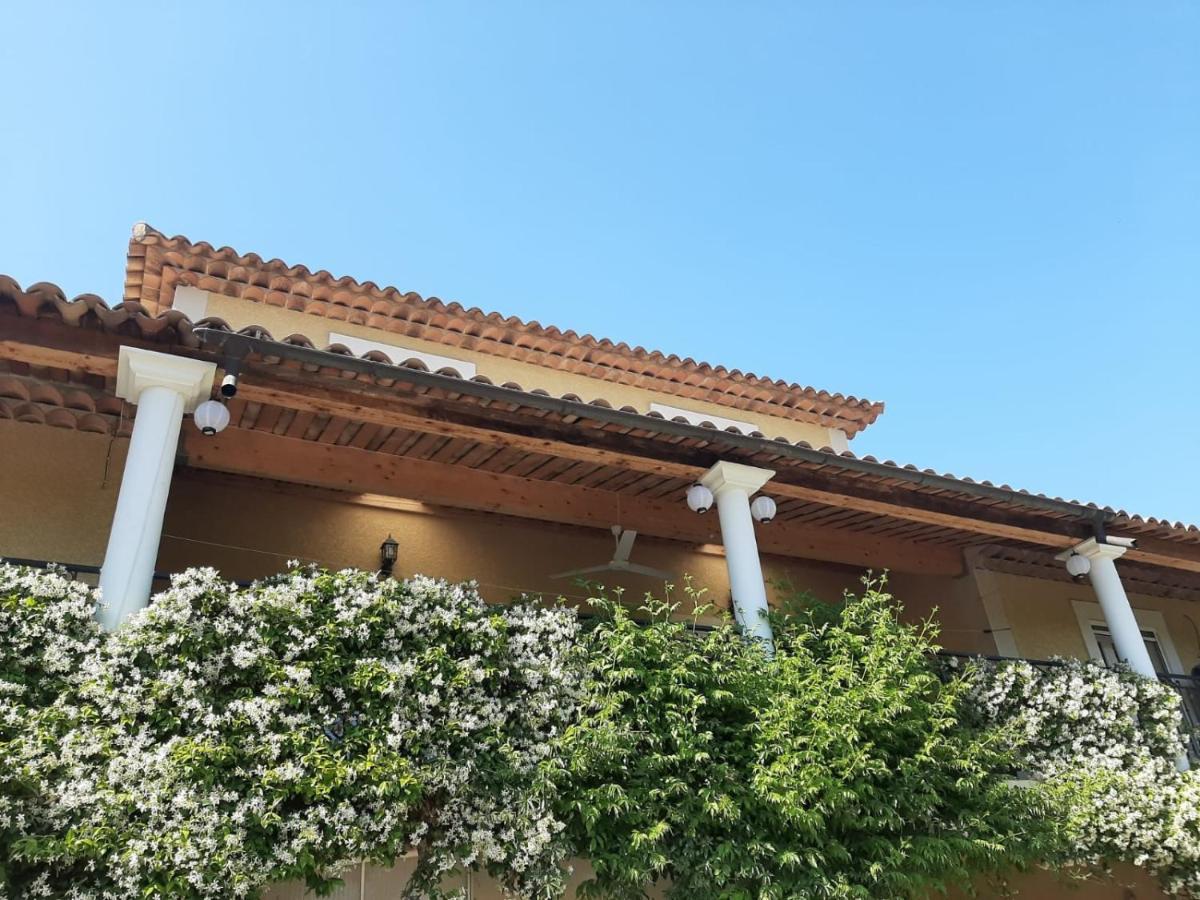La Villa Jasmin Montauroux Buitenkant foto
